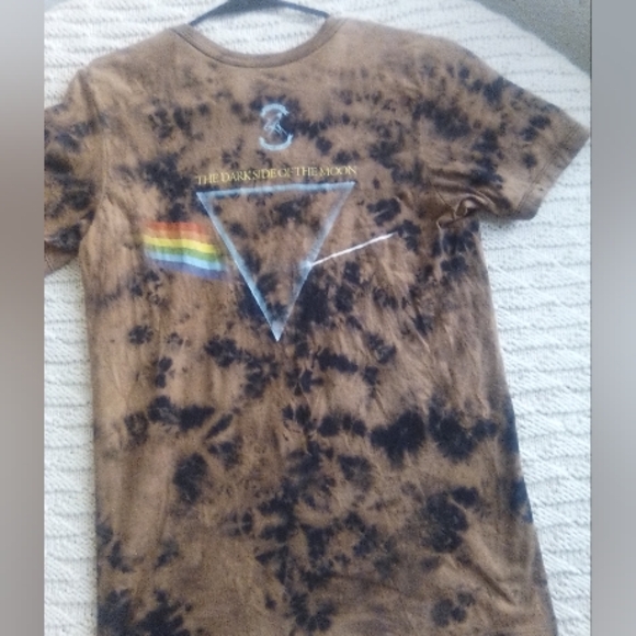 One of a Kind Bleach Dyed Pink Floyd Dark side of the Moon Graphic Tee - Picture 3 of 5